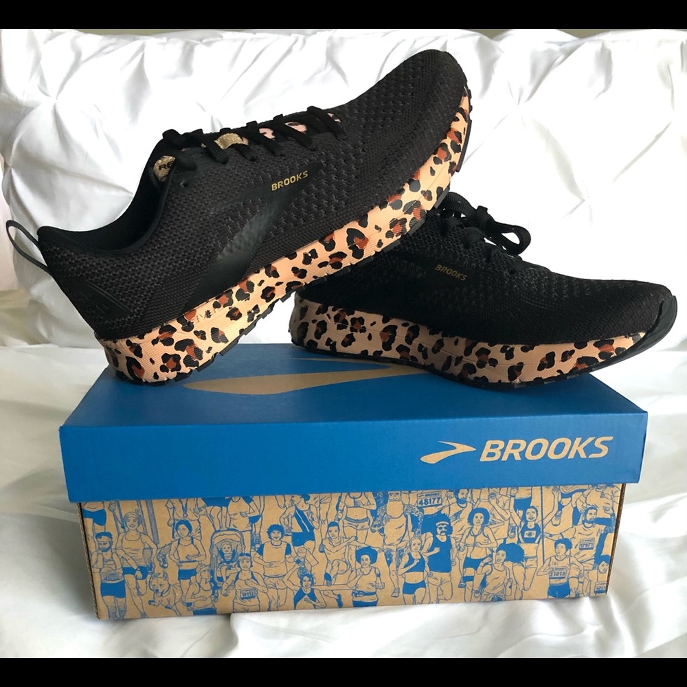 New Brooks Revel 4 leopard print size 7.5